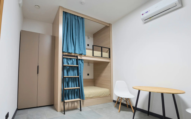 Minem Uryn Hostel