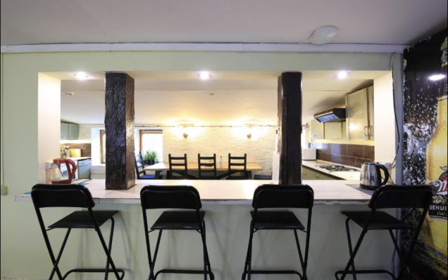 Меблированные комнаты Cinema Moscow