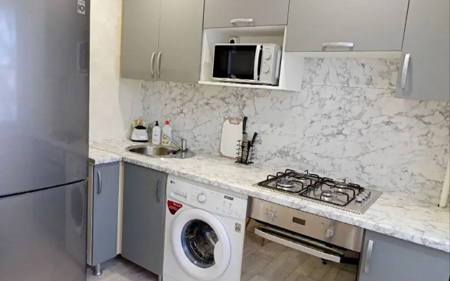 1-Komnatnaya Na Savushkina Flat