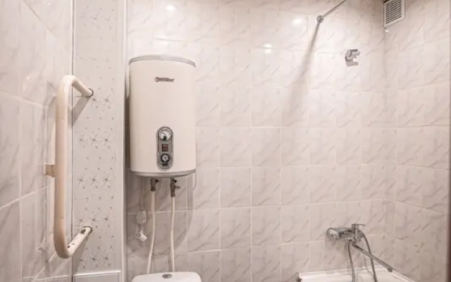 1 Komnatnaya Po Ulitse Yemelyyanova 37 Flat