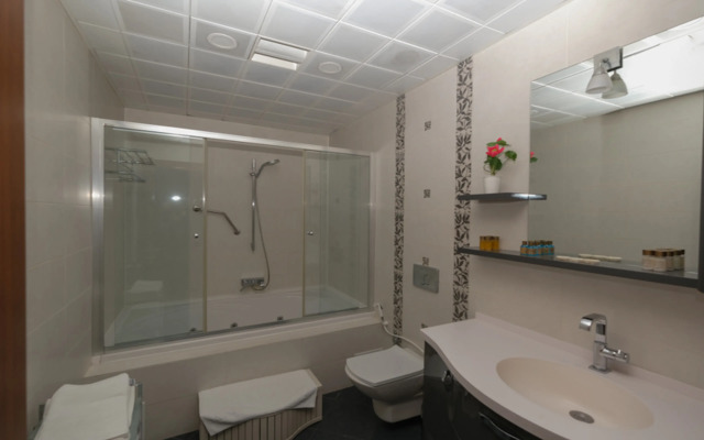 Belle Maison Hotel&Residence, Apartment Hotel