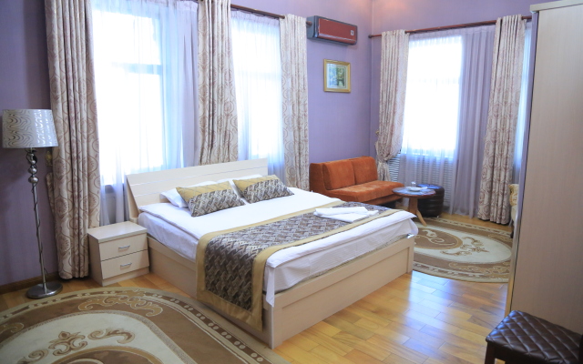 Almaz Guest House