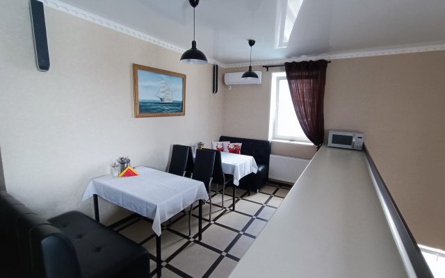 Teploe More Hotel