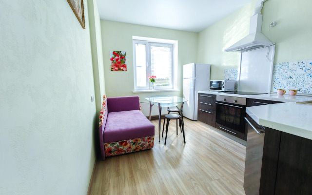 Квартира Однушка у МРНЦ Цыба