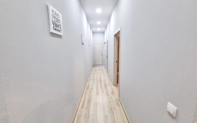 Квартира Уютная Двушка у ТЦ Галерея