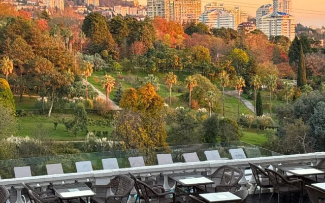 Апартаменты с видом на Дендрарий улю Депутатская, 14