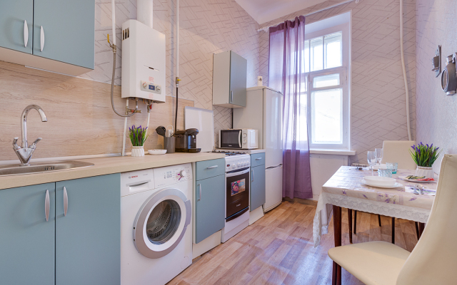 U Avrory VPiter na sutki Apartments