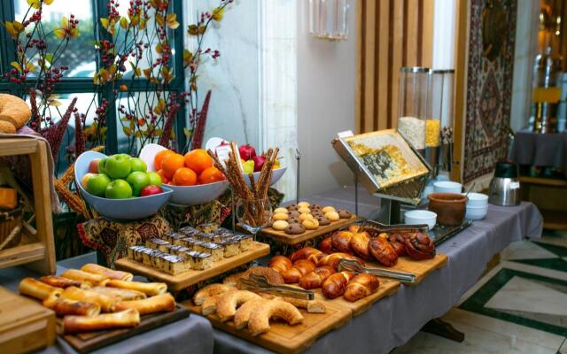 Promenade Hotel Baku