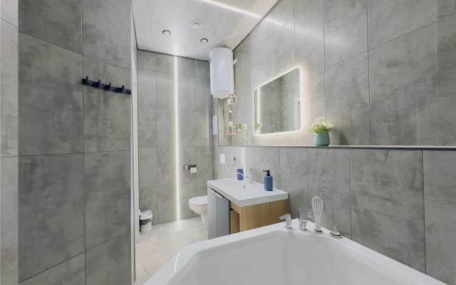 Sky Loft Studio 17 etazh Flat