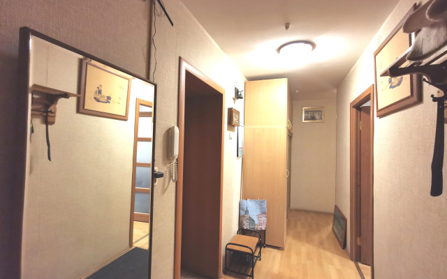 V Tsentre S Konditsionerom I Pianino Flat