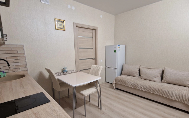 Na Neftyanikov 7 Flat