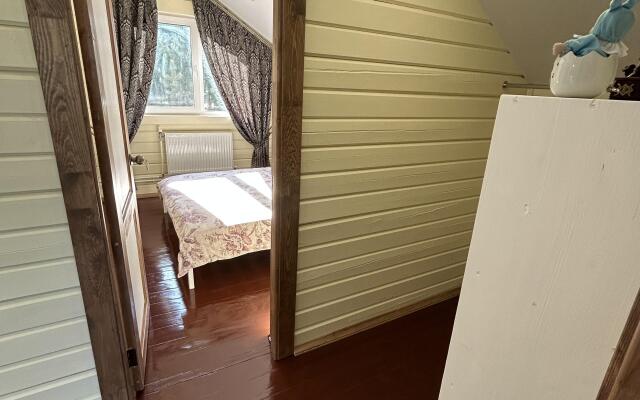 Частный дом Брусничный Коттедж с сауной