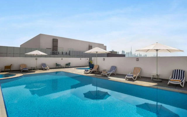 Hotel La Quinta by Wyndham Dubai Jumeirah