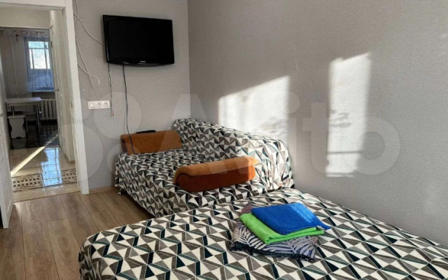 Квартира 3 комнатная квартира улица Республики 92