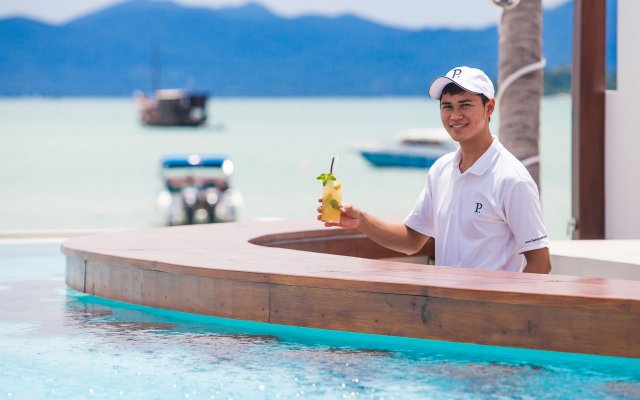 The Privilege Ezra Beach Club Hotel – People – Koh Samui