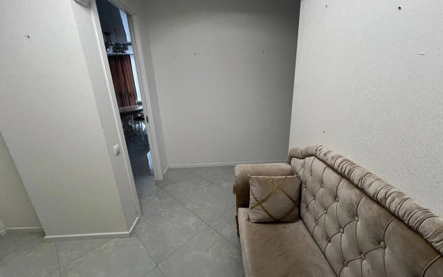 Trekhkomnatnaya Velaskesa 7k5 Flat