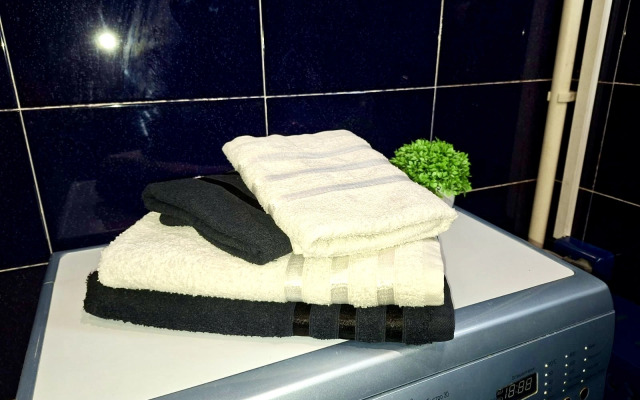 Апартаменты трехкомнатные в центре МирныйДом