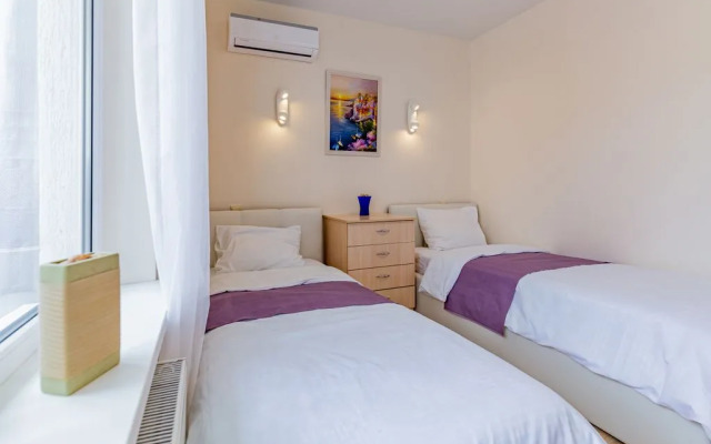 Квартира 2-комнатная семейная с видом на море