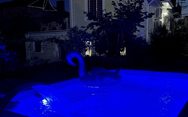 Flamingo Private House
