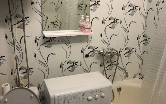 Квартира на Шерстнева 17 (173)