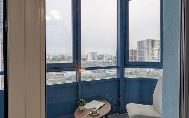 Na Ulitse Tipanova Flat