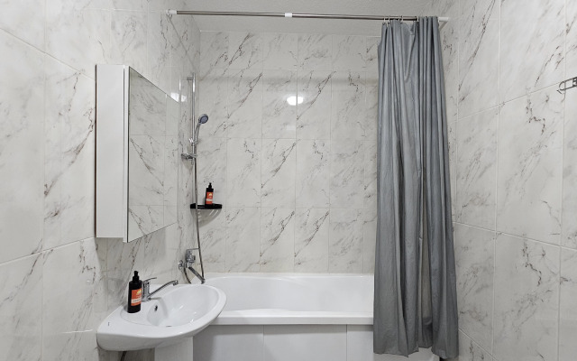 Квартира Марьин Дом на Азина, 22/7