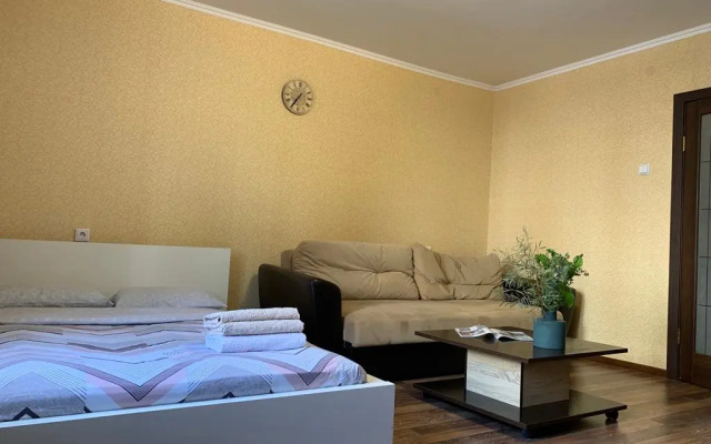 Квартира ApartHause рядом с ТРЦ Радуга-парк