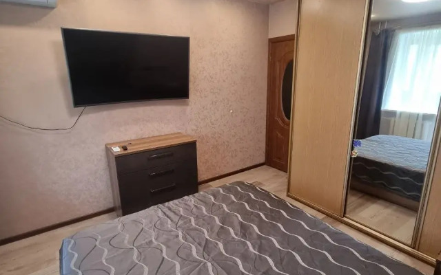 Квартира двухкомнатная квартира на Мира 245