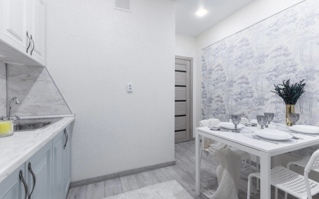 Komfort Na Adelya Kutuya Apartment
