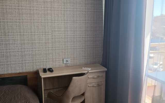 Uyutnaya v Tsentre Goroda na Zejskoy Flat