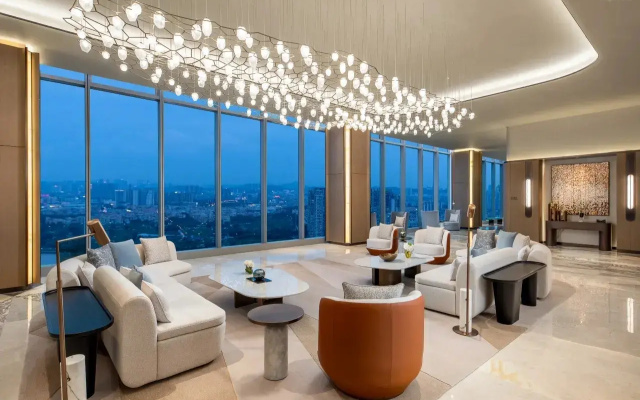 Отель Crowne Plaza Guangzhou Window Of Canton By IHG