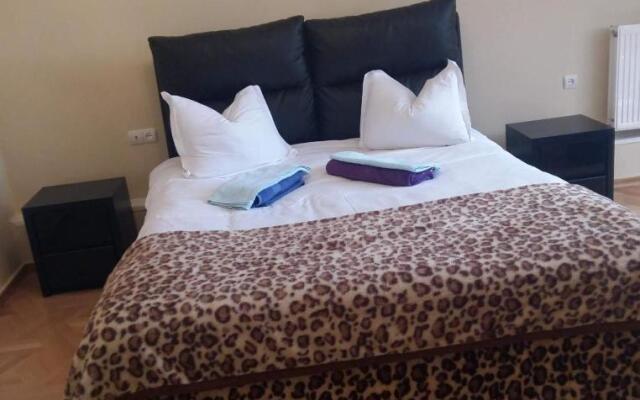 Renesans Hotel