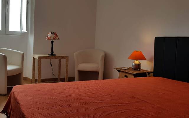Charme de Monsaraz II Mini-Hotel