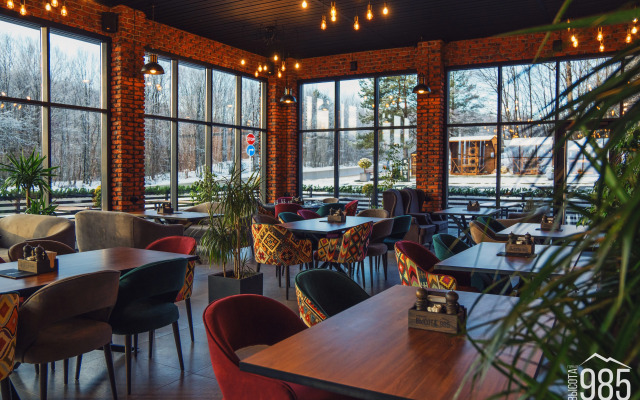 Hotel "gornaya Vysota 985"