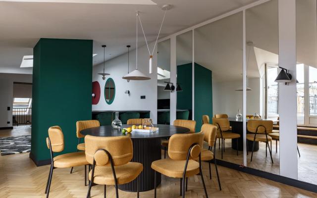 Апартаменты двухуровневые Benua 170 кв.м с Тремя Террасами Напротив Русского Музея