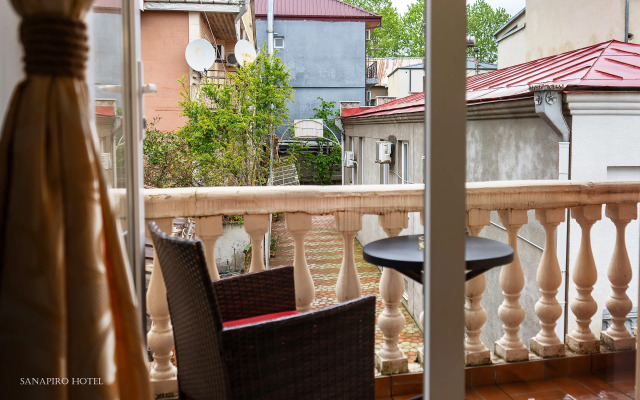 Sanapiro Hotel