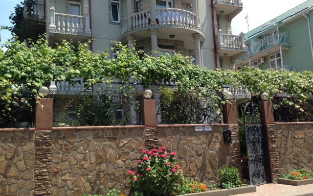 Lubava Guest House