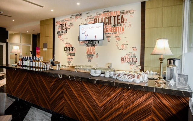 Отель Aston Gorontalo & Convention Center