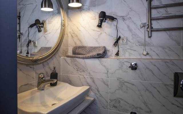 Апартаменты на Колпинской 5