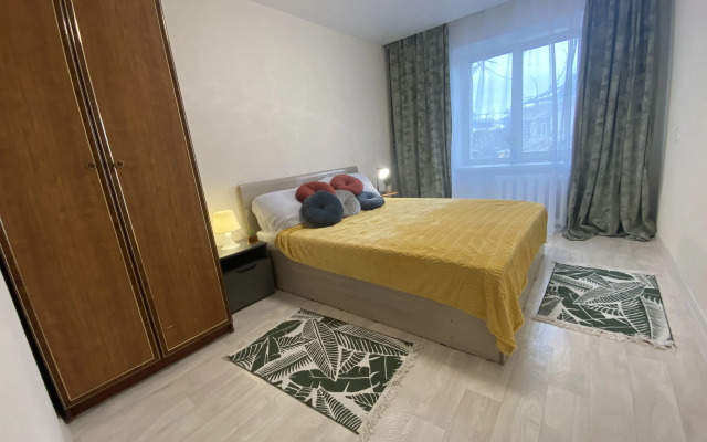 U Bashni - Kvartira 52 M2 Flat