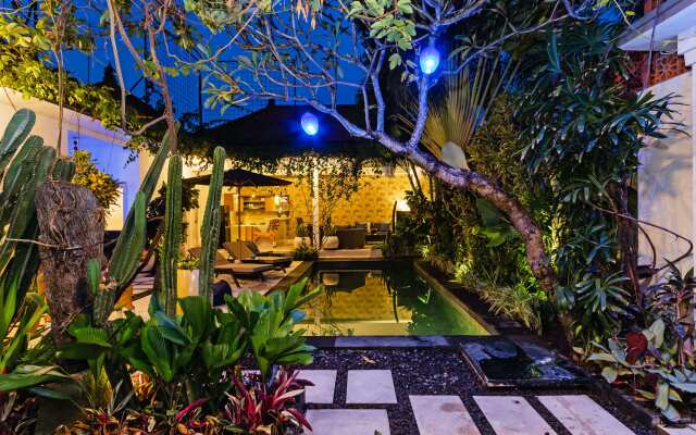 Вилла Casa-Retro Courtyard