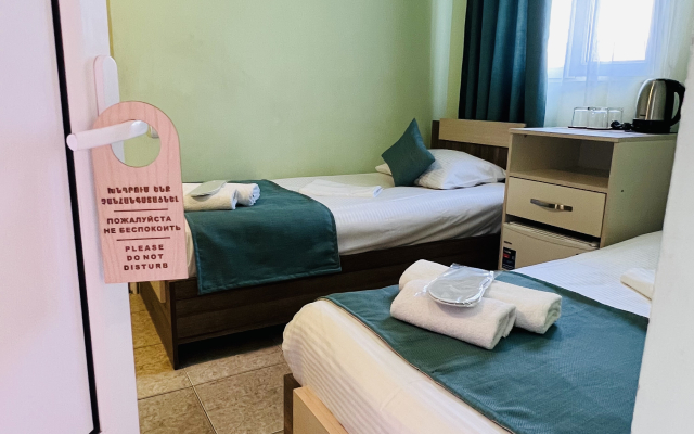 Marnar Hotel