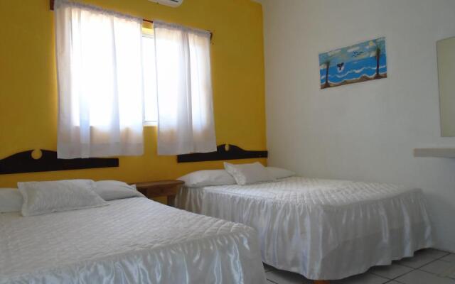 Отель Oasis Cuyutlán by Rotamundos