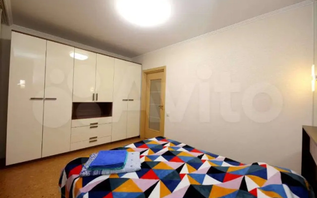 Квартира 3 комнатная квартира улица Комсомольская,75