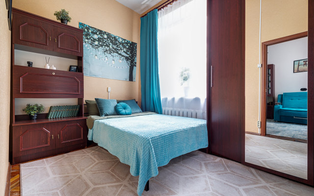 Квартира Трёхкомнатная на Петроградской