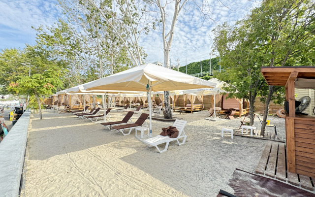 Zhk poseydon 657 Mamayka Studiya Flat