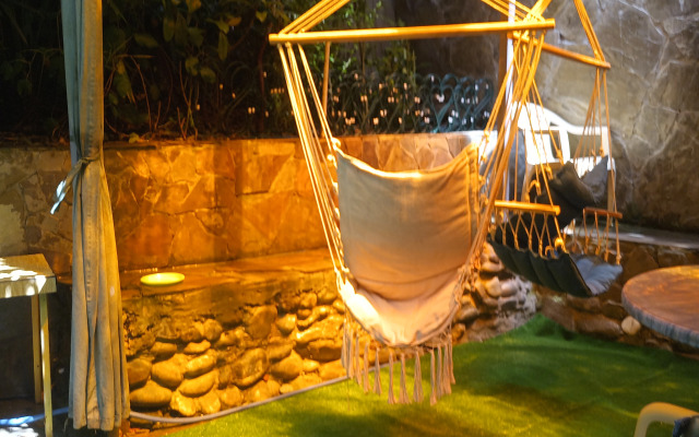 V Tsentre Sochi U Morya Guest house