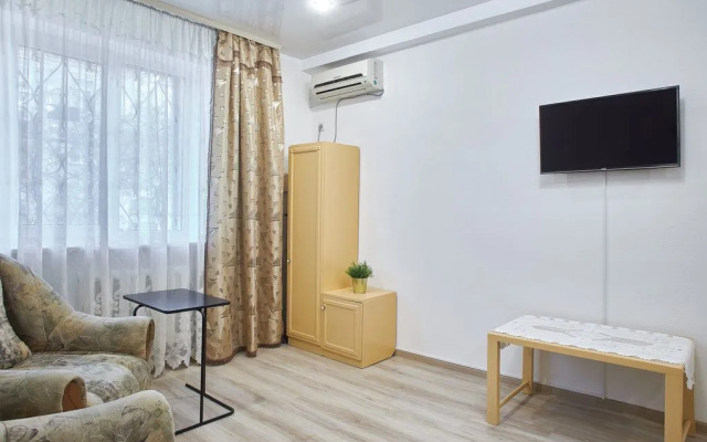 Квартира уютная на улице Генерала Петрова 12