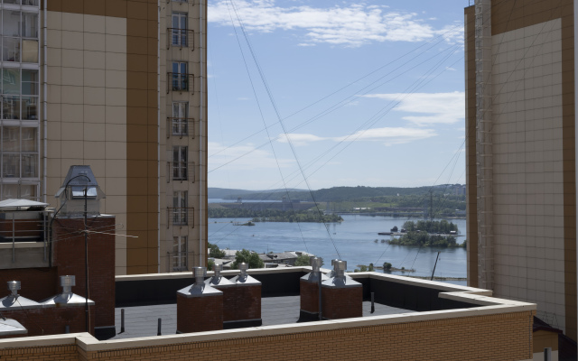 Grey-Studio C Vidom Na Angaru Flat