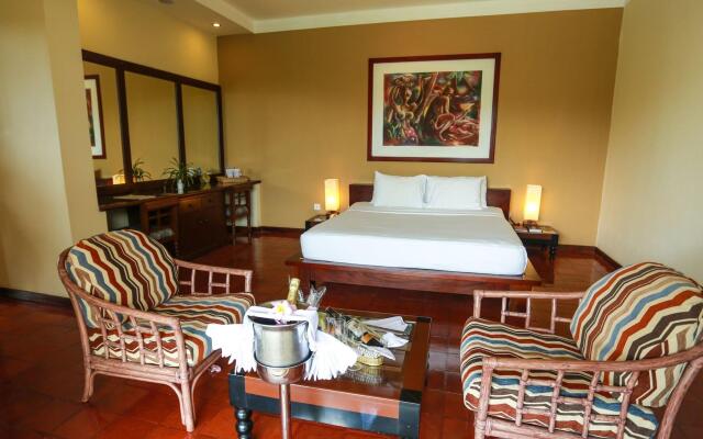 Club Palm Bay Resort